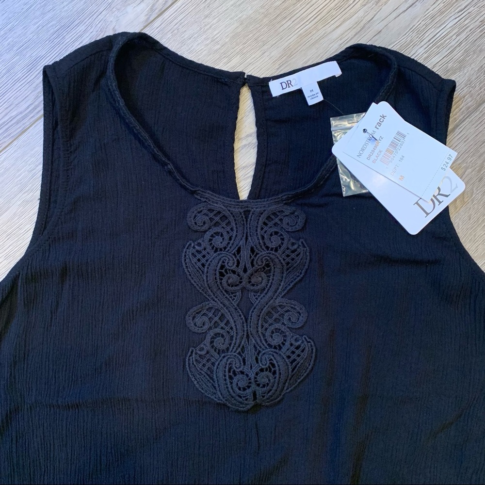 NWT DR2 black top